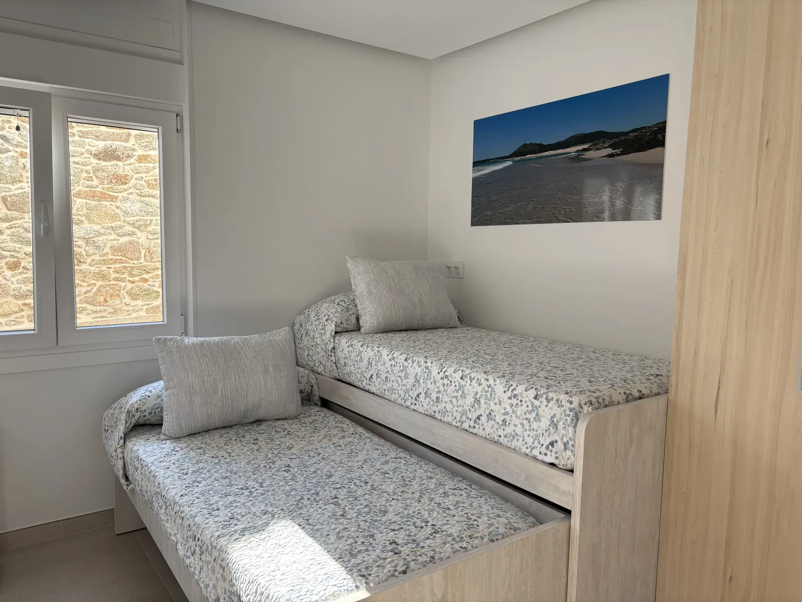 Cuarto con camas individuais, apartamento vacacional LouroBeach, Muros