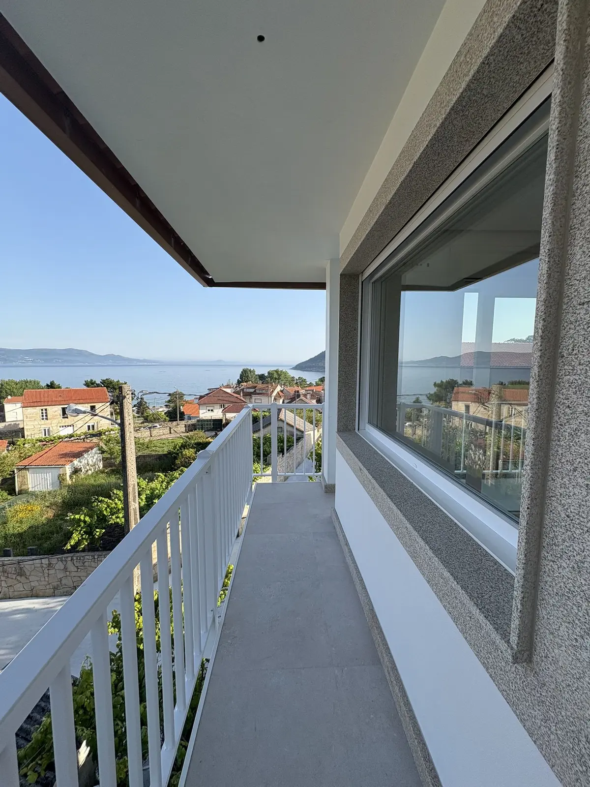 Balcón con vistas ao Atlántico, apartamento LouroBeach II, Louro (Galicia)